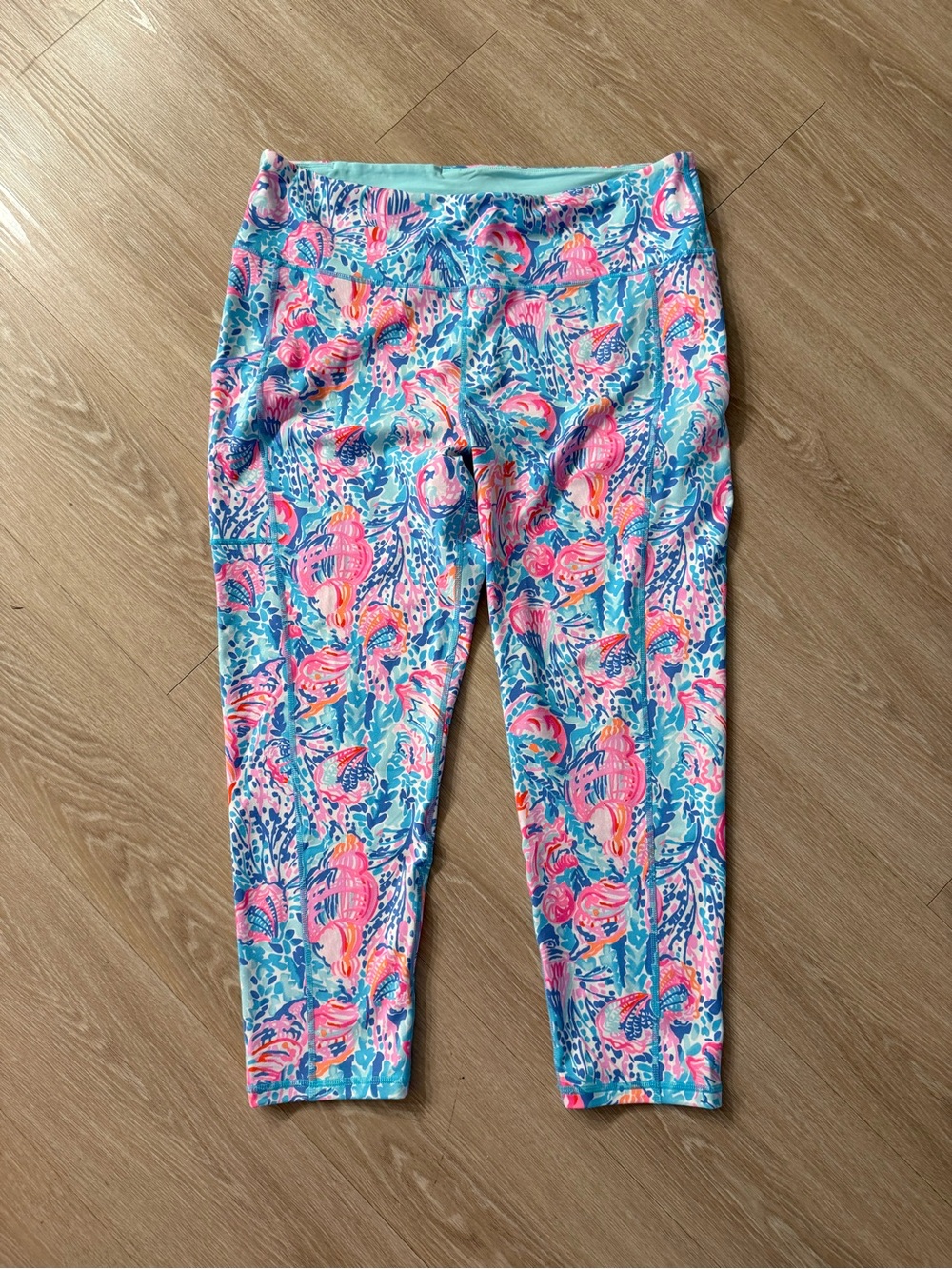 Lilly Pulitzer Luxletic Weekender High Rise Leggings in Treasure Trove